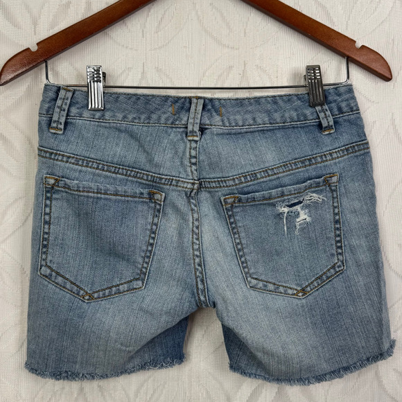 Free People Low Rise Distressed Cut Off Jean Shorts Size 25 - Picture 3 of 7